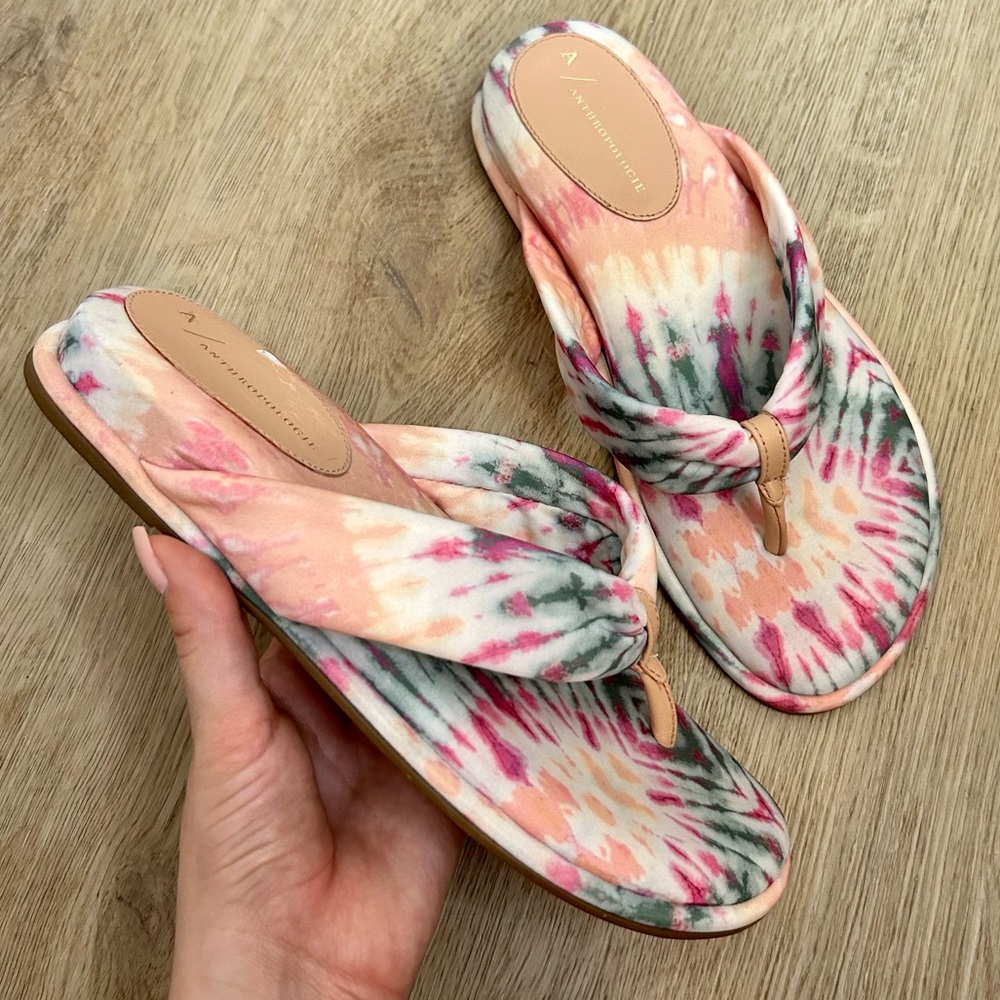Anthropologie Tie Dye Puffy Flip Flop Sandal 39/9